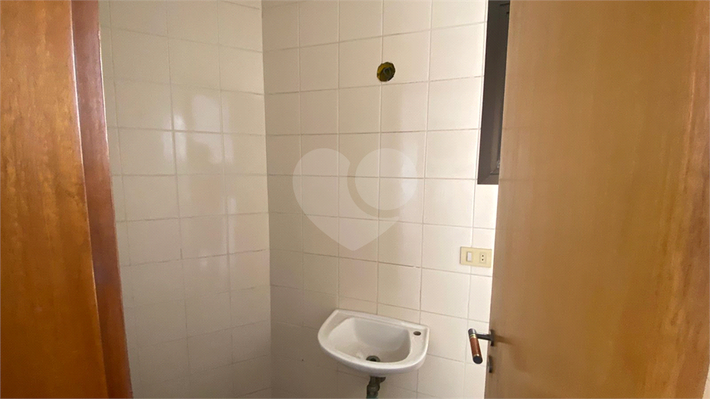 AMPLA COBERTURA  DUPLEX COM PISCINA E SAUNA