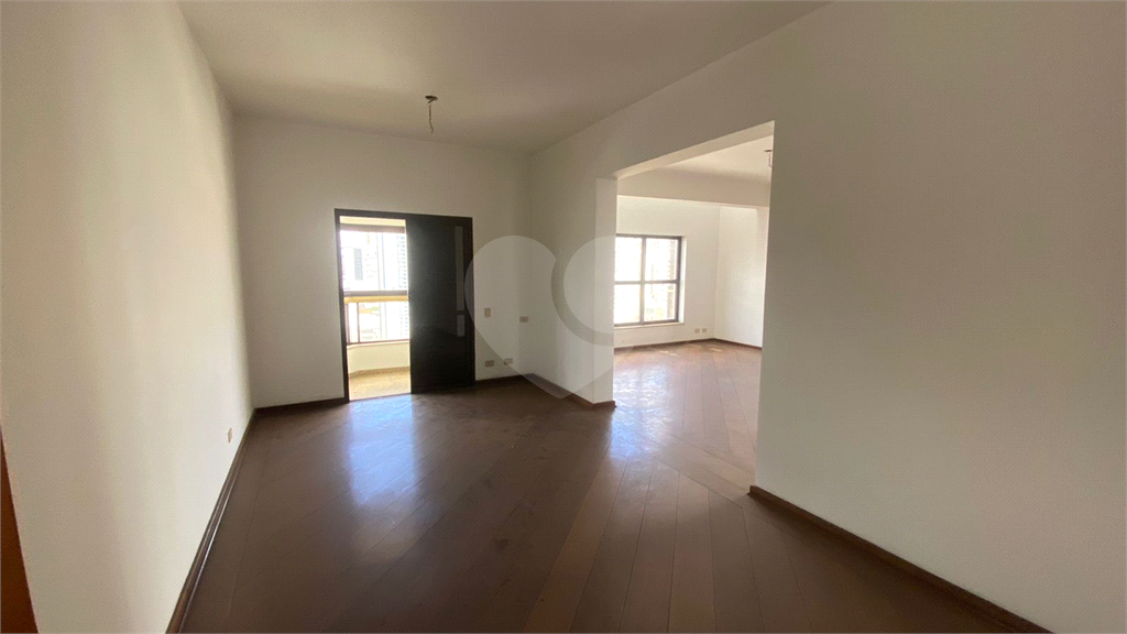AMPLA COBERTURA  DUPLEX COM PISCINA E SAUNA