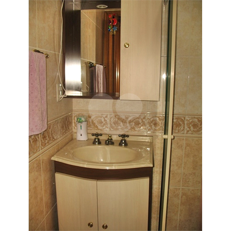 Vende-se Apartamento 3 Dorm 2 vagas 2 banheiros - Vila Andrade.