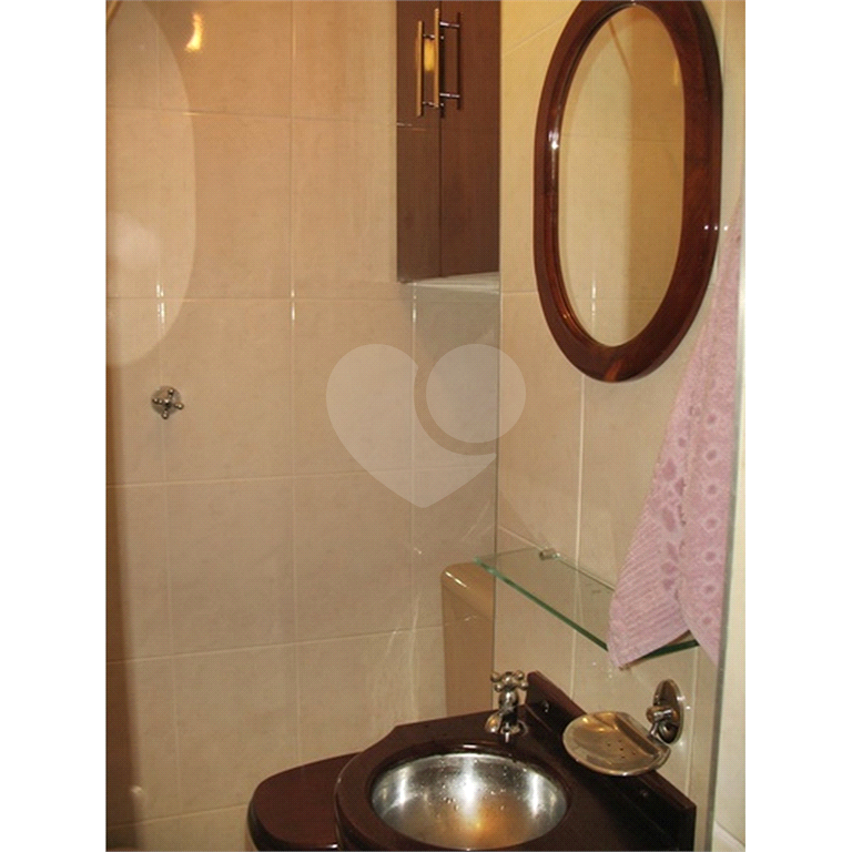 Vende-se Apartamento 3 Dorm 2 vagas 2 banheiros - Vila Andrade.