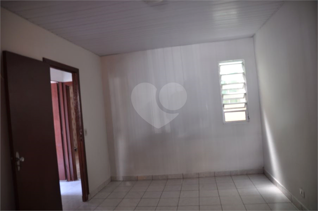 IMOVEL PRA VENDA COM 3 CASAS COM RENDA 