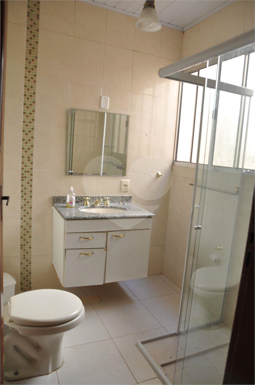 IMOVEL PRA VENDA COM 3 CASAS COM RENDA 