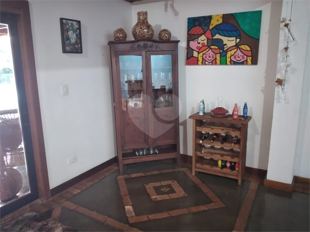 Linda Casa no km  50.5 da raposo Tavares 