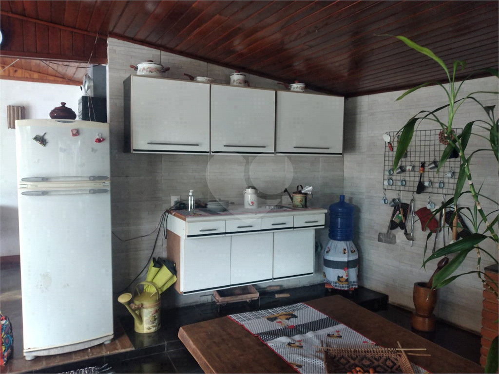 Linda Casa no km  50.5 da raposo Tavares 