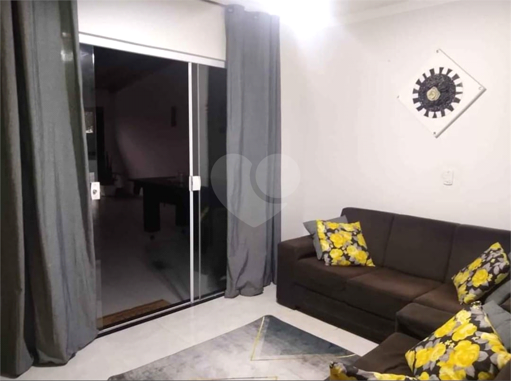 Casa à venda com 2 quartos, 180m² - Foto 17