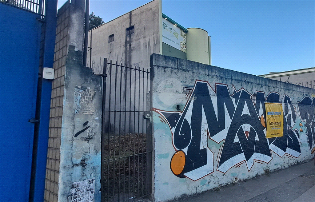Terreno muito bem localizado com 180m² no bairro do Tremembé 