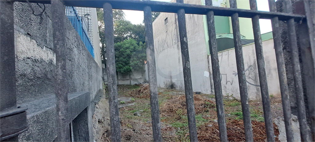 Terreno muito bem localizado com 180m² no bairro do Tremembé 