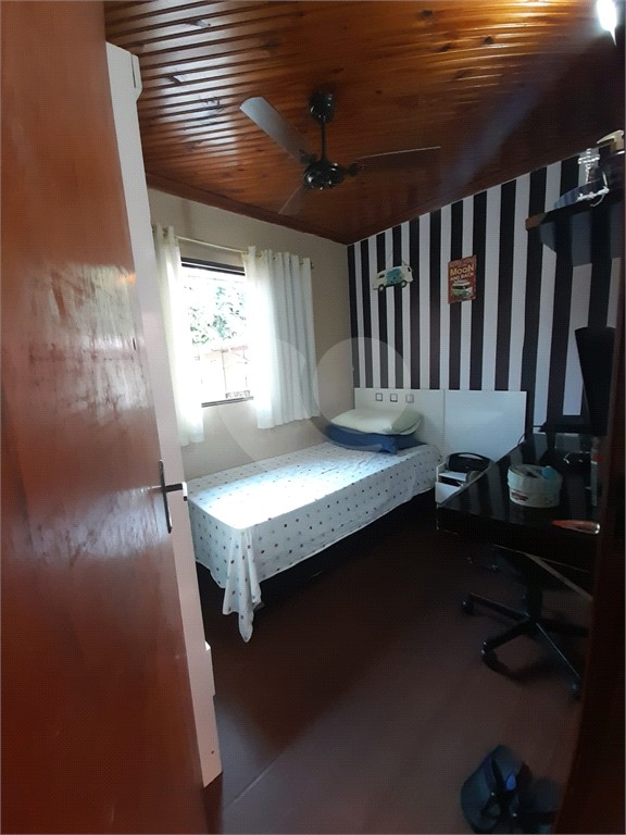 Casa à venda com 3 quartos, 199m² - Foto 26