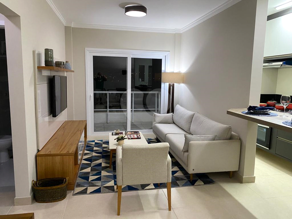 Apartamento à venda com 2 quartos, 77m² - Foto 7