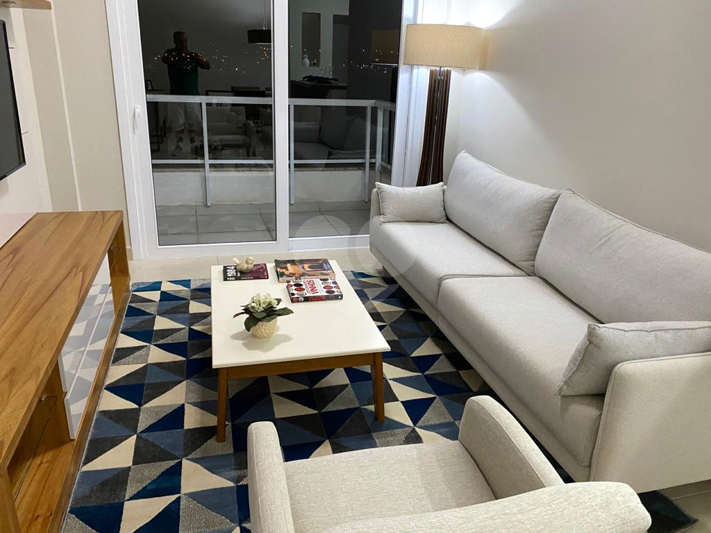 Apartamento à venda com 2 quartos, 77m² - Foto 8