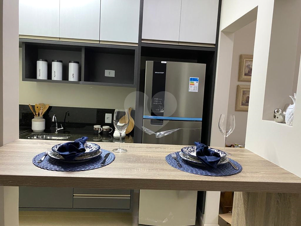 Apartamento à venda com 2 quartos, 77m² - Foto 1