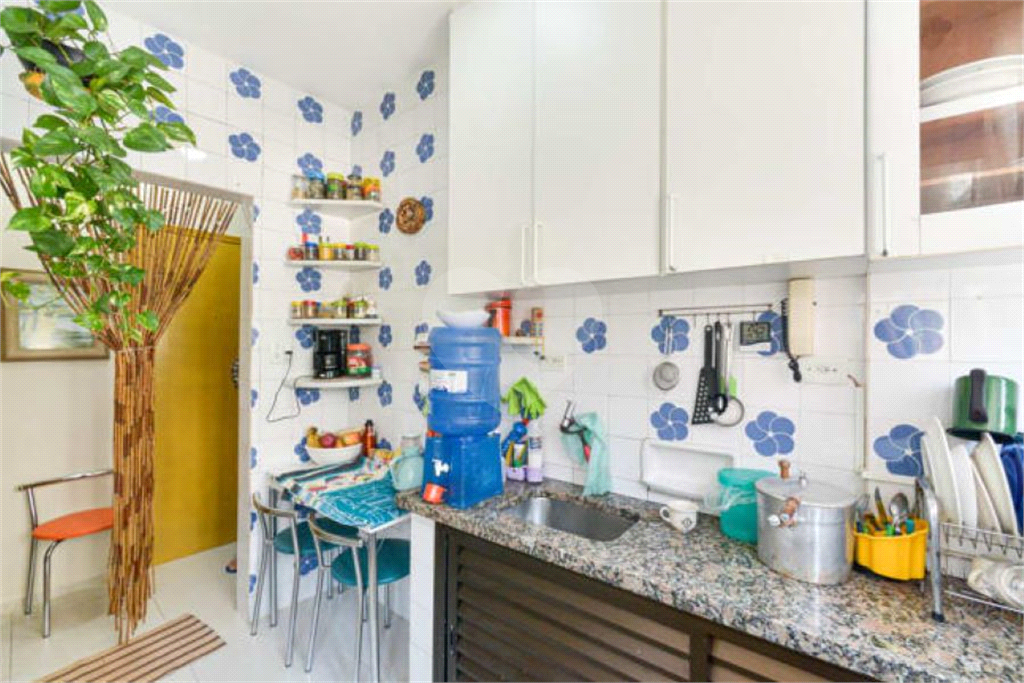 Apartamento à venda com 1 quarto, 37m² - Foto 14