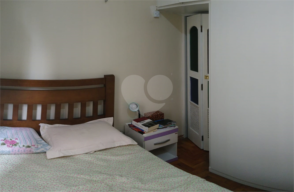 Apartamento à venda com 1 quarto, 37m² - Foto 11