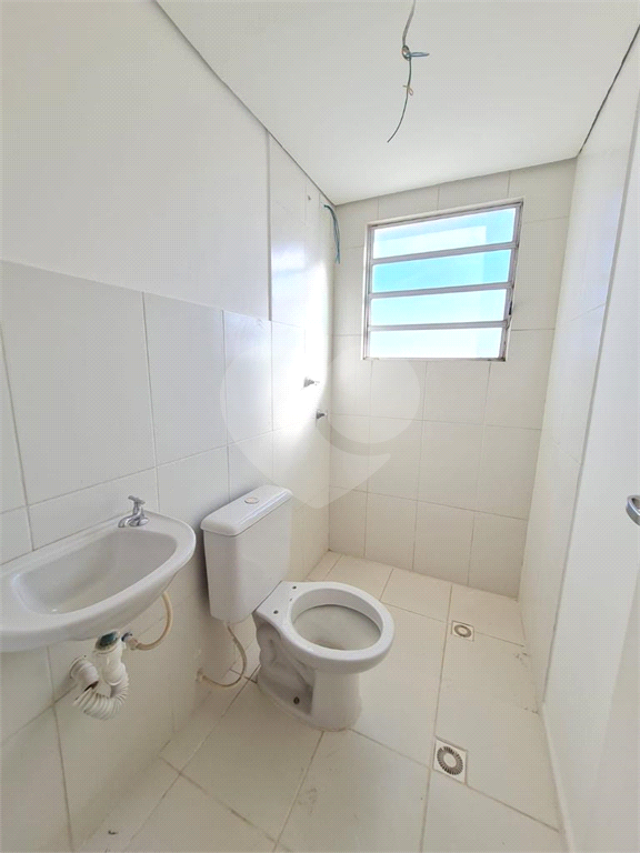 Apartamento à venda com 2 quartos, 42m² - Foto 5