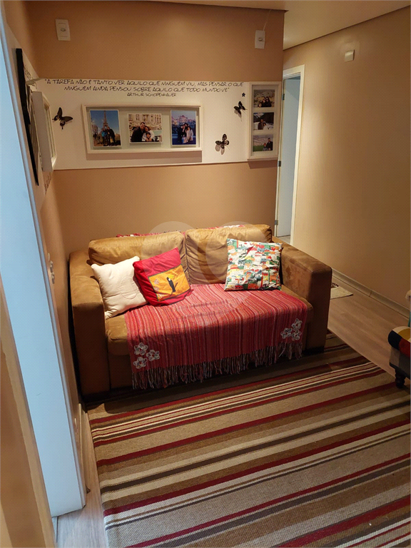 APARTAMENTO em MORUMBI