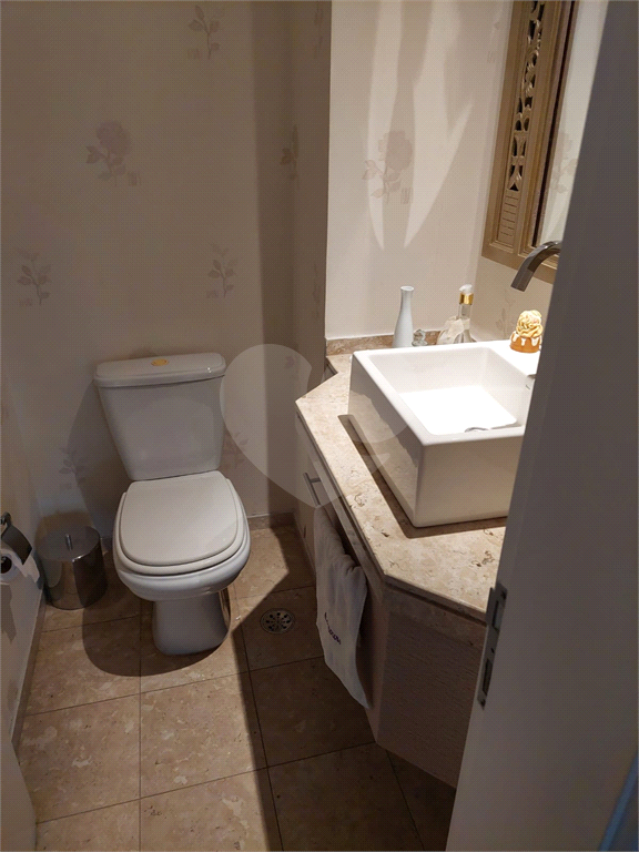 APARTAMENTO em MORUMBI
