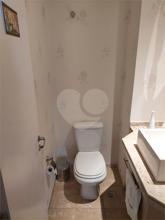 APARTAMENTO em MORUMBI