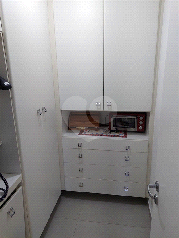 APARTAMENTO em MORUMBI