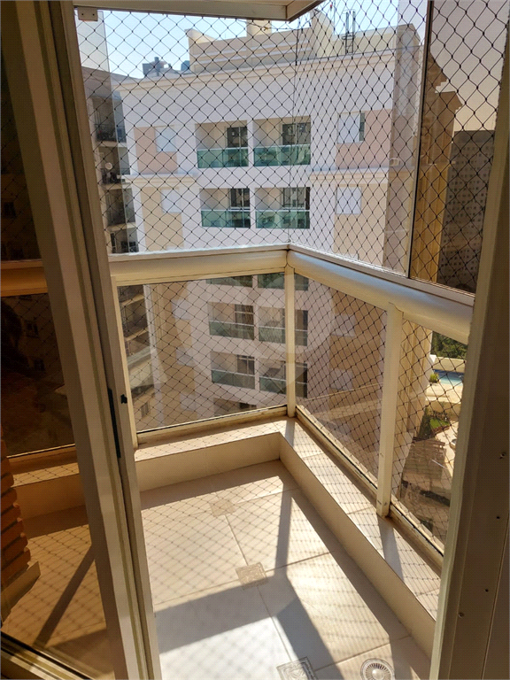 APARTAMENTO em MORUMBI