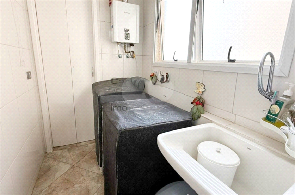 Lindo apartamento na Água Fria com 3 quartos, 1 suíte, 2 banheiros,