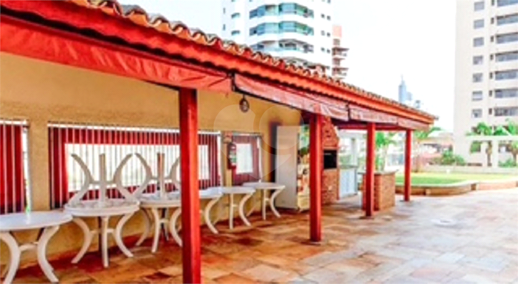 Lindo apartamento na Água Fria com 3 quartos, 1 suíte, 2 banheiros,