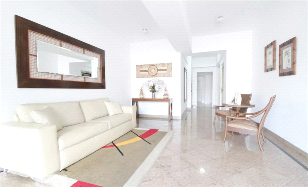 Lindo apartamento na Água Fria com 3 quartos, 1 suíte, 2 banheiros,