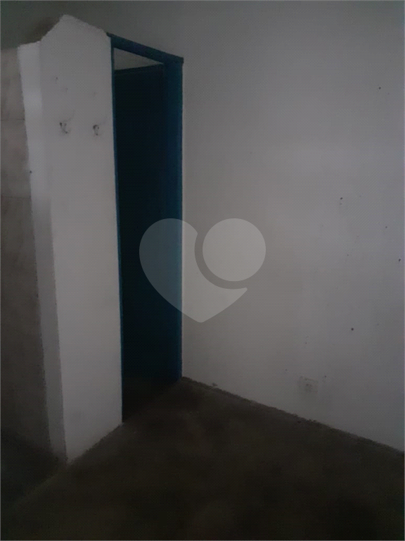 estacionamento com 600 metros