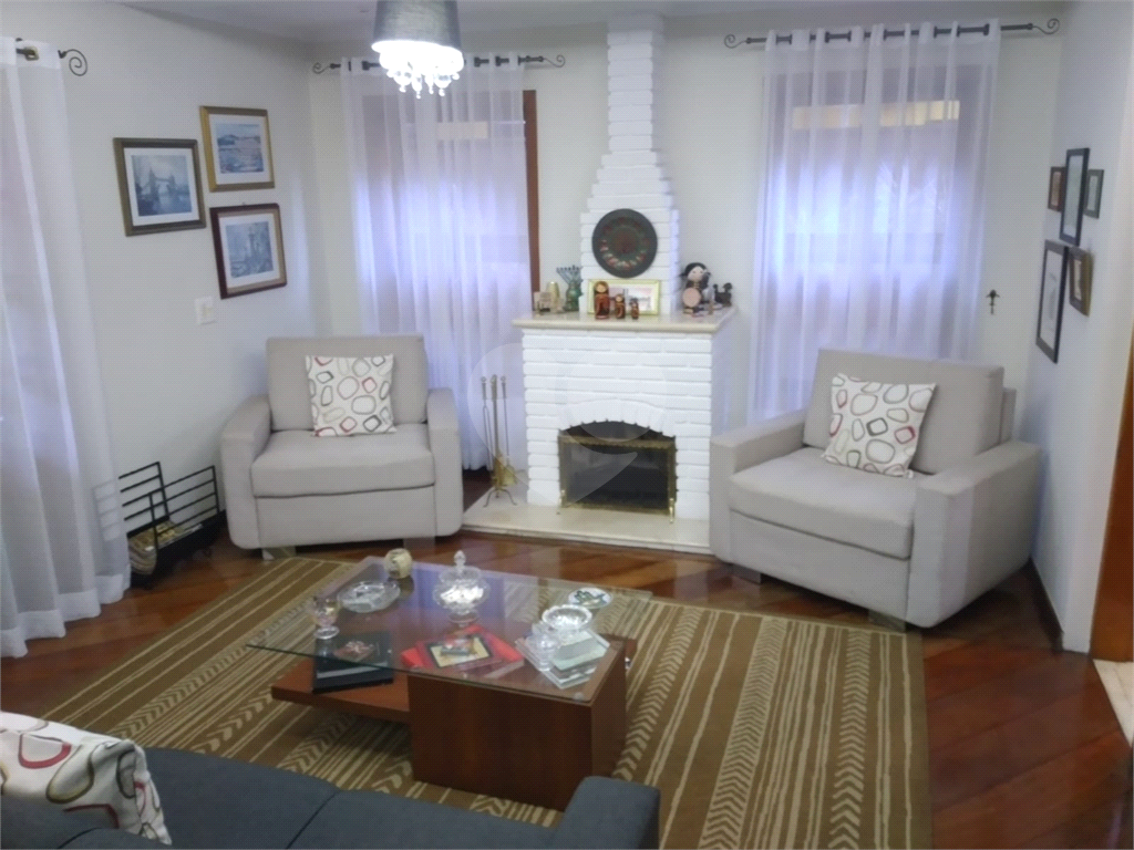 Condomínio Casa