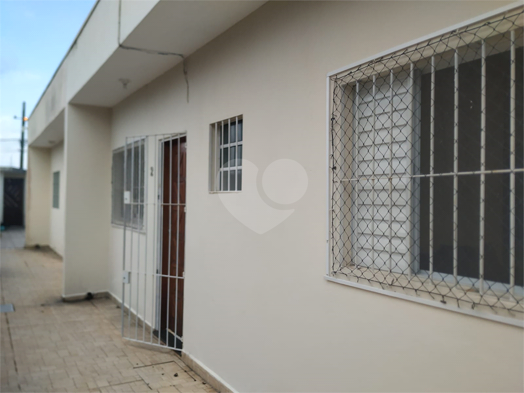 Casa à venda com 2 quartos, 56m² - Foto 19