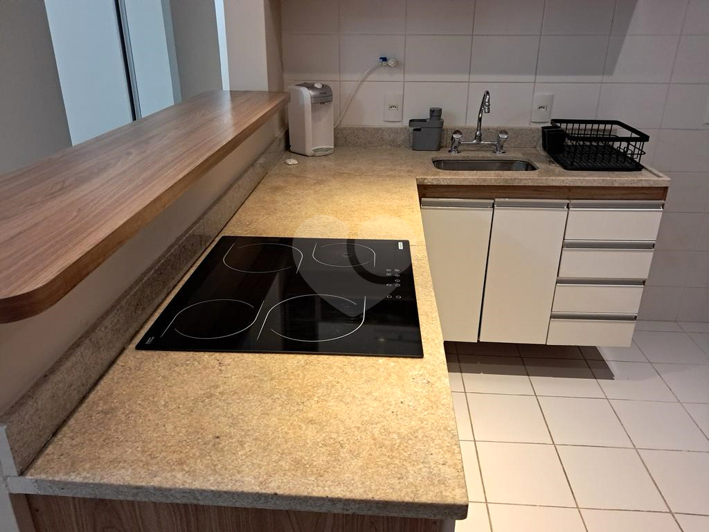 Apartamento tipo Studio com 52m²  na MOÓCA.