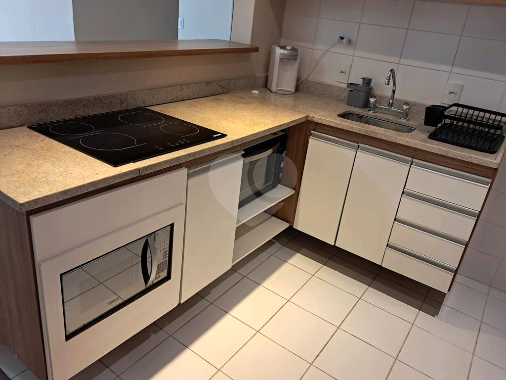 Apartamento tipo Studio com 52m²  na MOÓCA.