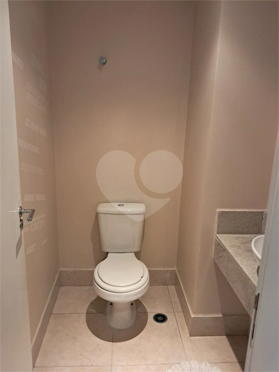 Apartamento tipo Studio com 52m²  na MOÓCA.