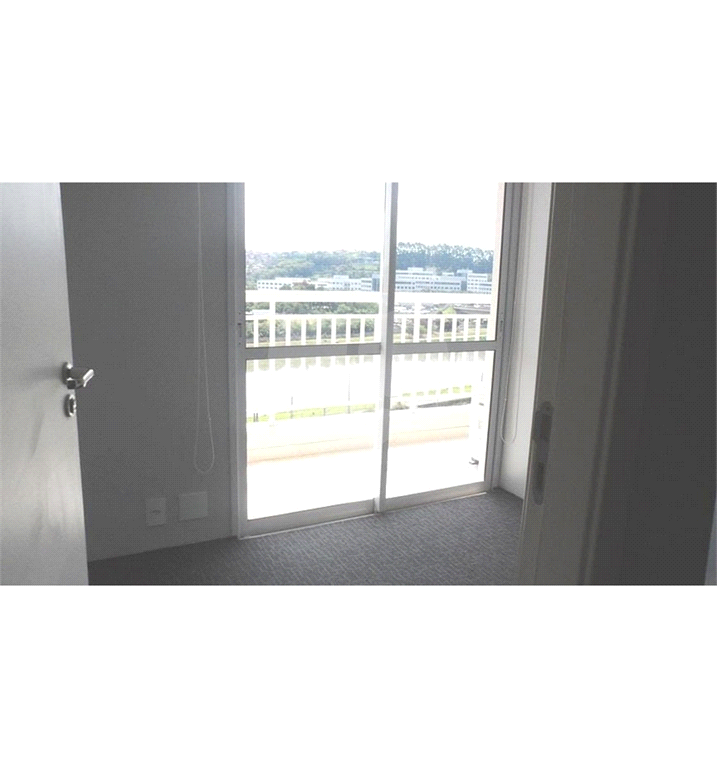 CONJUNTO COMERCIAL 65 METROS, 2 VAGAS DE GARAGEM, AR CONDICIONADO, PISO ELEVADO, REFORMADO E PRONTO 