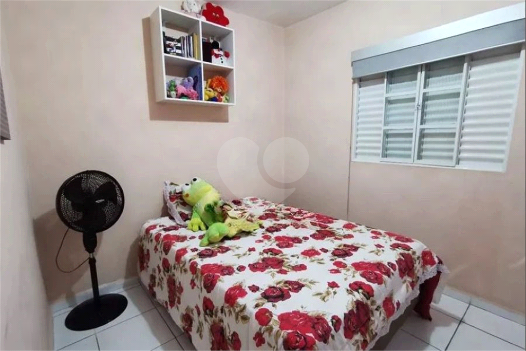 Casa à venda com 2 quartos, 167m² - Foto 9