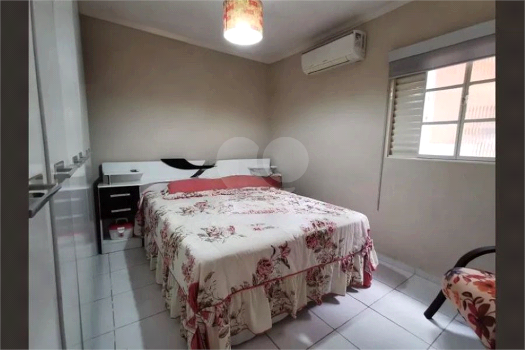 Casa à venda com 2 quartos, 167m² - Foto 10