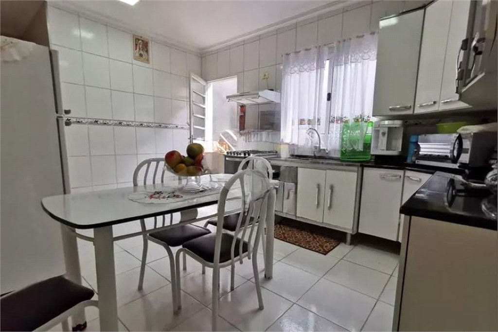 Casa à venda com 2 quartos, 167m² - Foto 11
