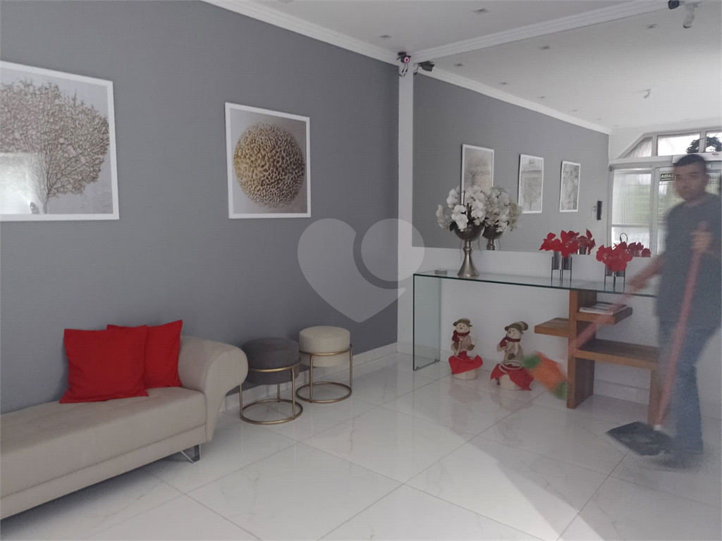 APARTAMENTO em VILA GUILHERME