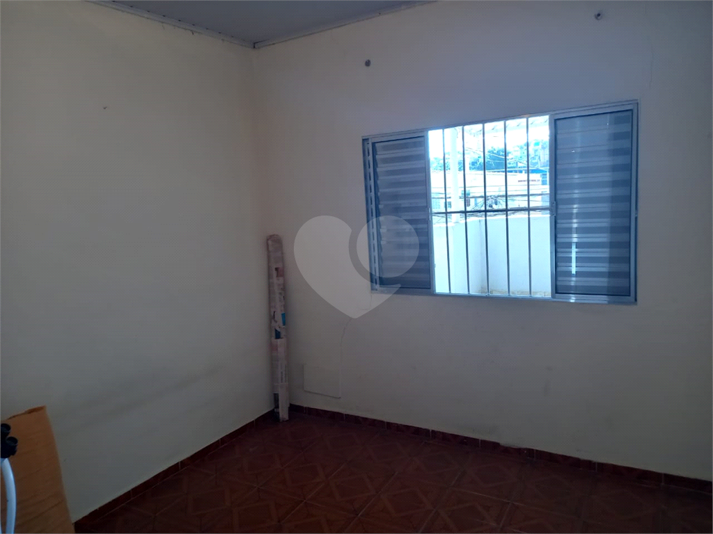 Casa à venda com 3 quartos, 35m² - Foto 18