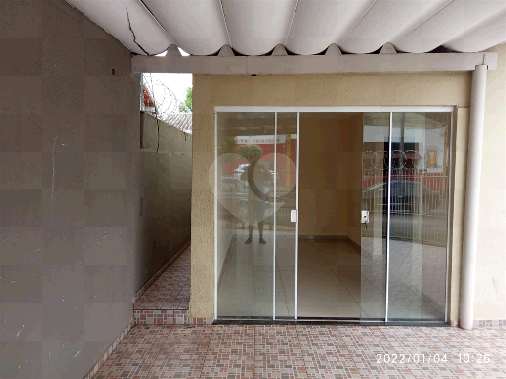 Casa à venda com 2 quartos, 88m² - Foto 1