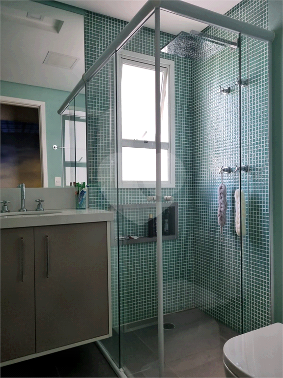 Apartamento  Morumbi - 3 suítes - 4 vagas - 238m² 