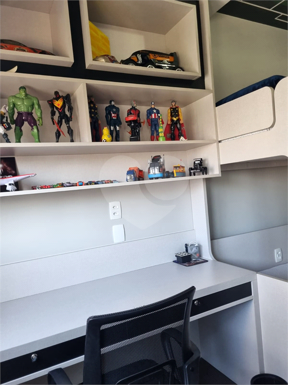 Apartamento  Morumbi - 3 suítes - 4 vagas - 238m² 