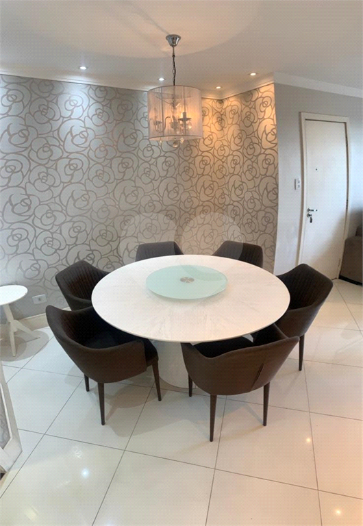 Apartamento de 110m2 no centro de Osasco, com 4 dormitórios, sendo 2 suítes, 4 banheiros, 2 vagas