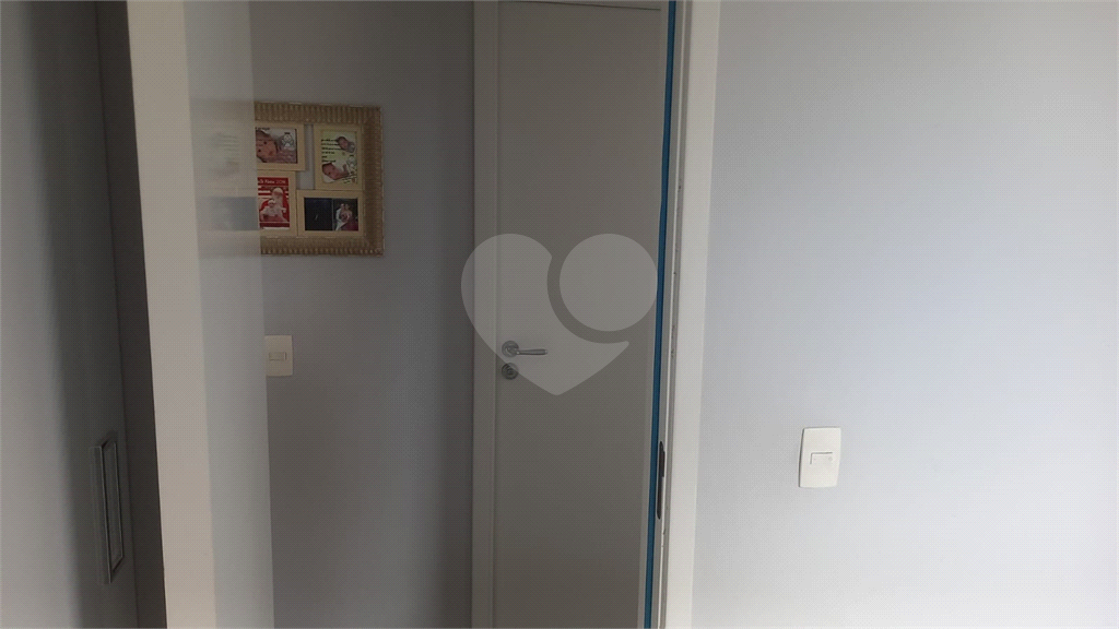 Apartamento à venda com 1 quarto, 45m² - Foto 15
