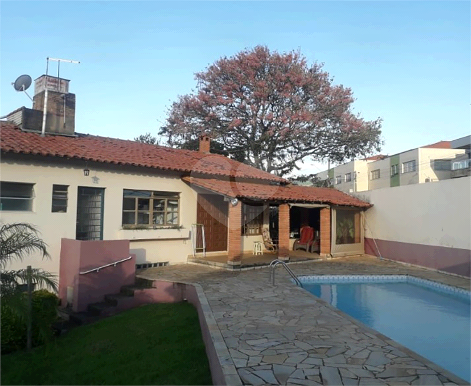 Casa à venda com 3 quartos, 318m² - Foto 14