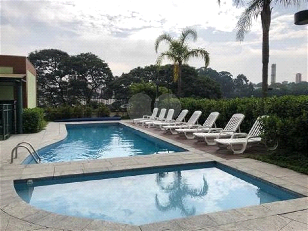 APARTAMENTO em BUTANTÃ