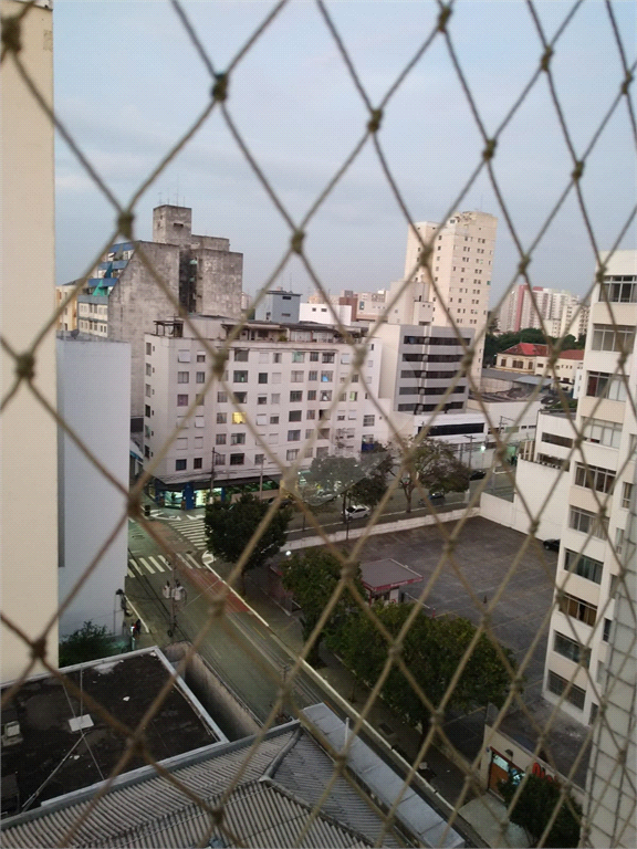 APARTAMENTO em BARRA FUNDA