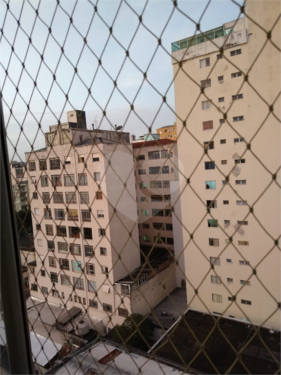 APARTAMENTO em BARRA FUNDA