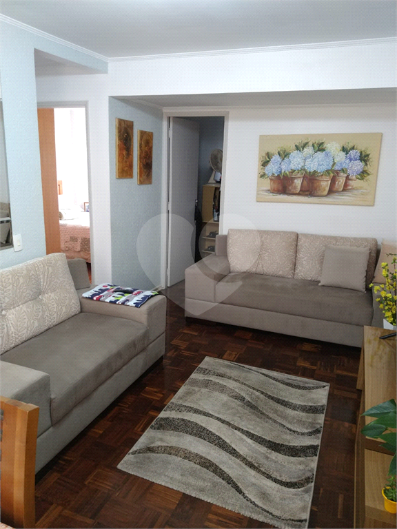 APARTAMENTO em BARRA FUNDA