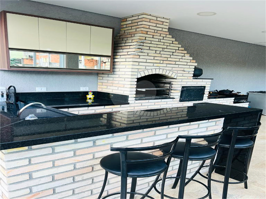Vende uma Casa simplesmente deslumbrante em codomínio em Barueri 
