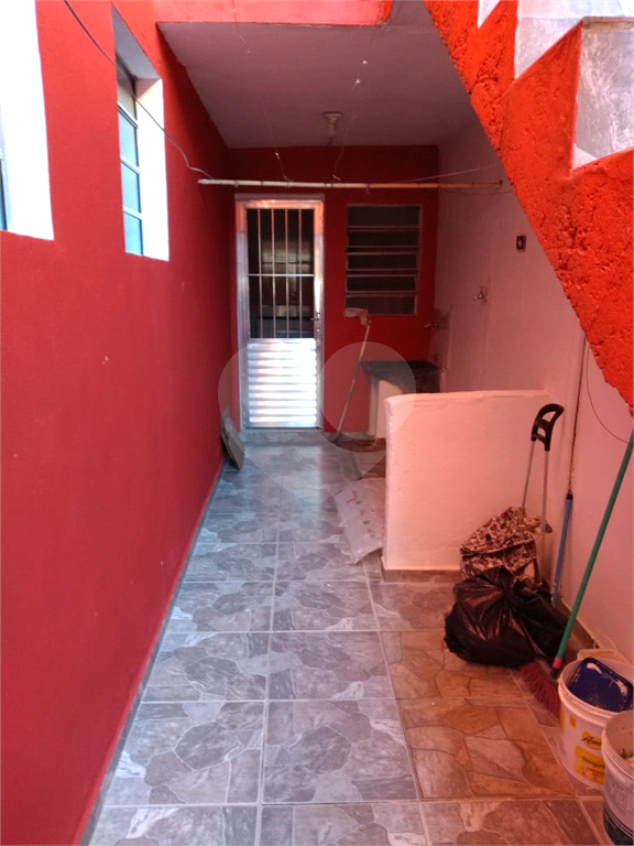 Casa à venda com 2 quartos, 137m² - Foto 2